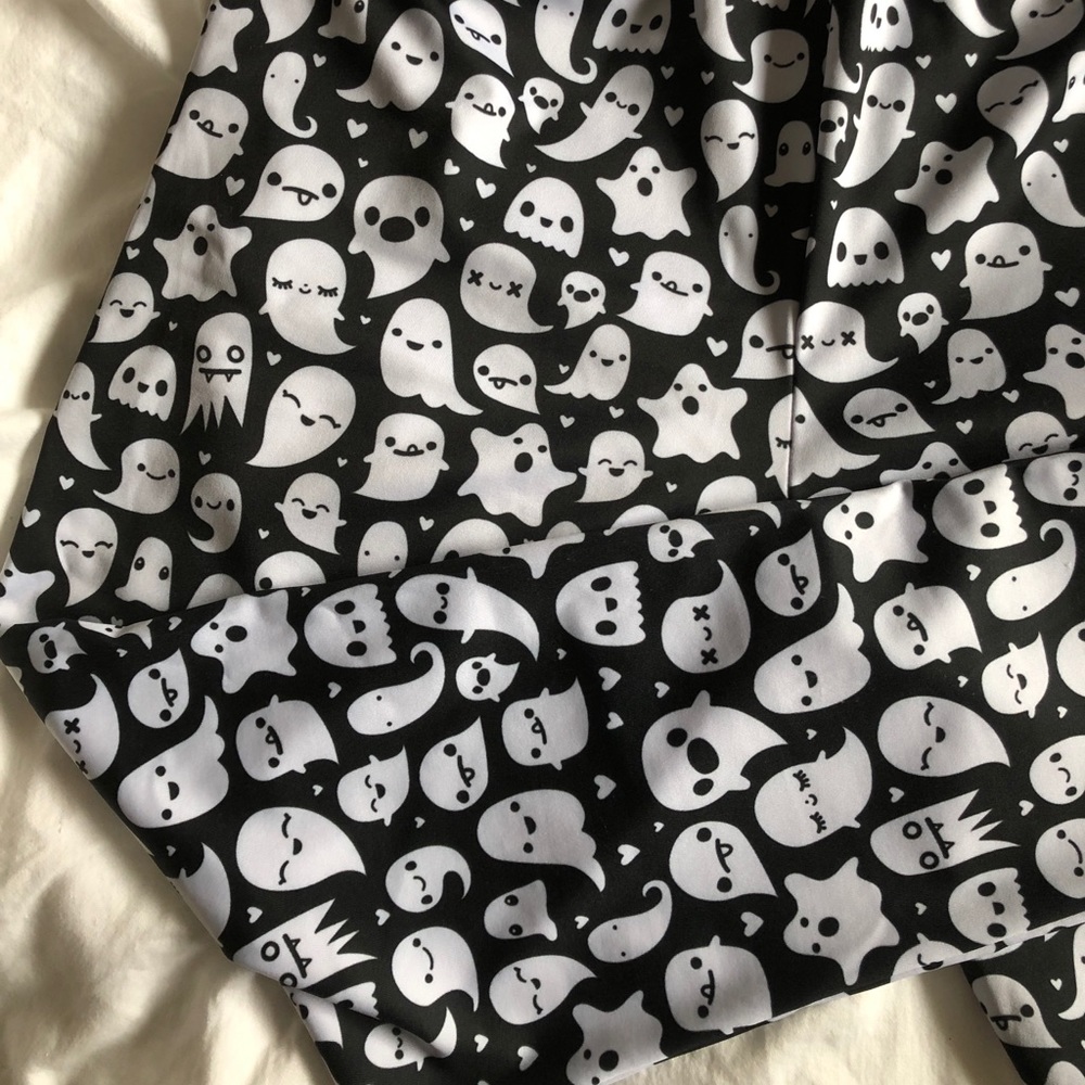 Em and Sprout Ghost 👻 custom leggings.